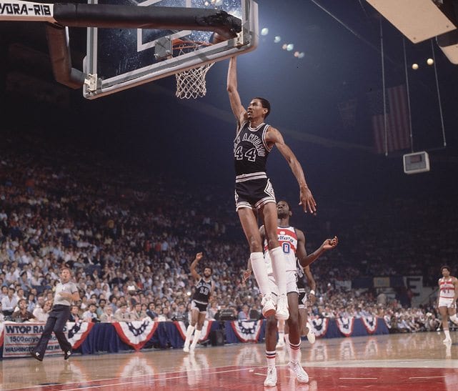 George-Gervin-Dunking
