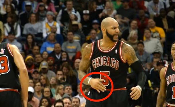 carlos boozer finger