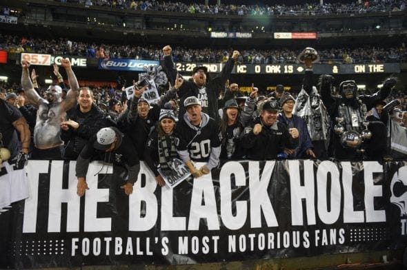nfl-kansas-city-chiefs-oakland-raiders-590x900