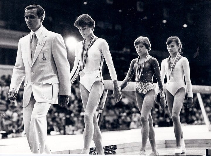 dd296734e7ef89e63b2a52413a98ddb1--gymnastics-history-olympic-gymnastics