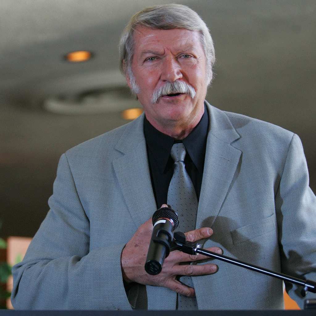 karolyi1120-1