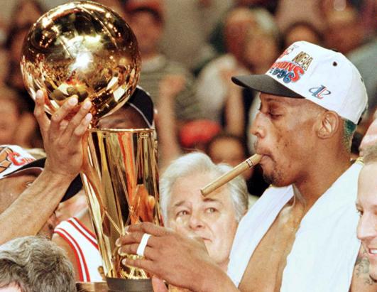 ap_dennis_rodman_bulls_trophy_nt_130228_ssh