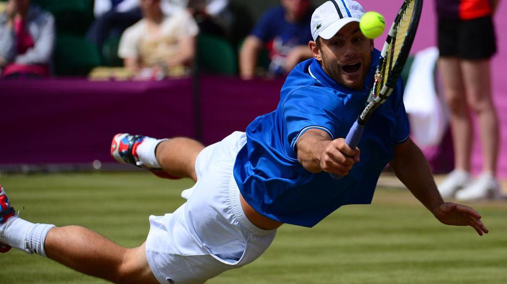 conspiracy-string-theory-how-new-technology-killed-american-mens-tennis-1432649682